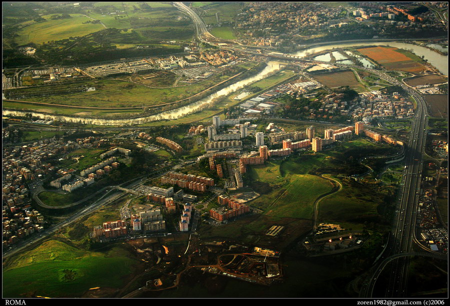 Roma from air1.jpg