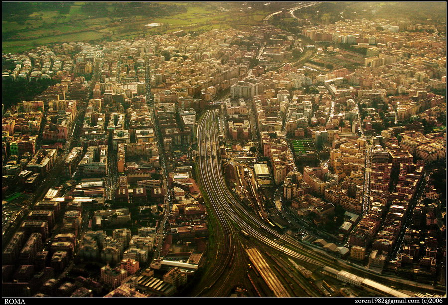Roma from air2.jpg