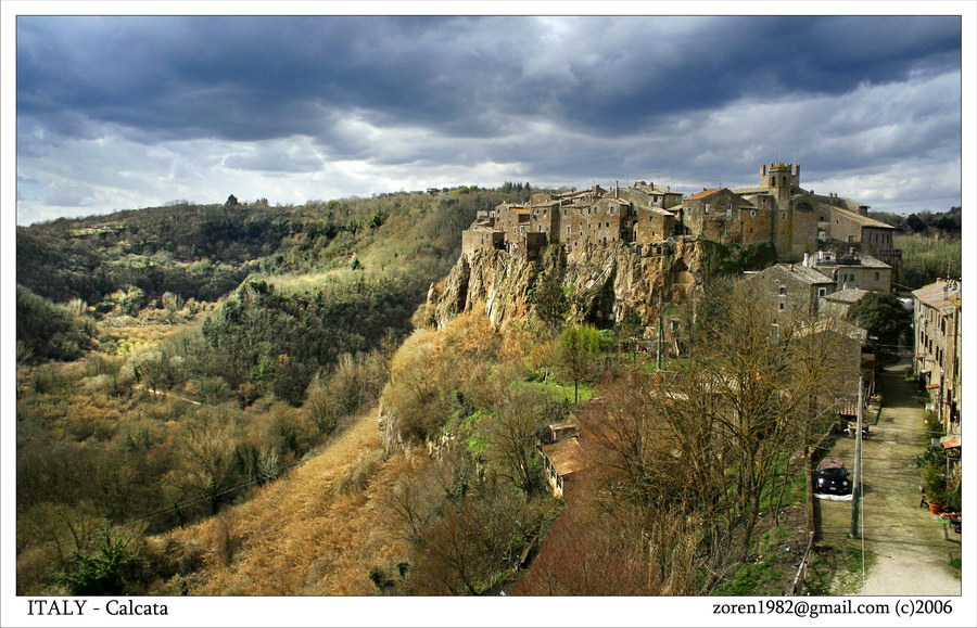 Calcata1.jpg